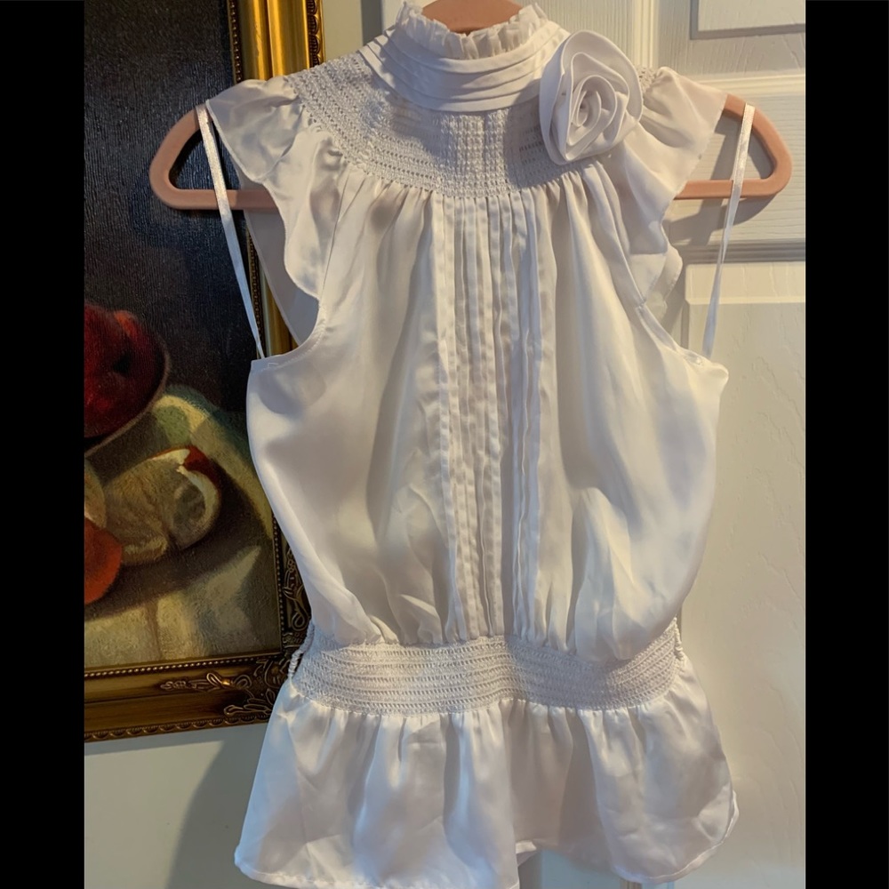 🌸GORGEOUS BEBE BLOUSE🌸